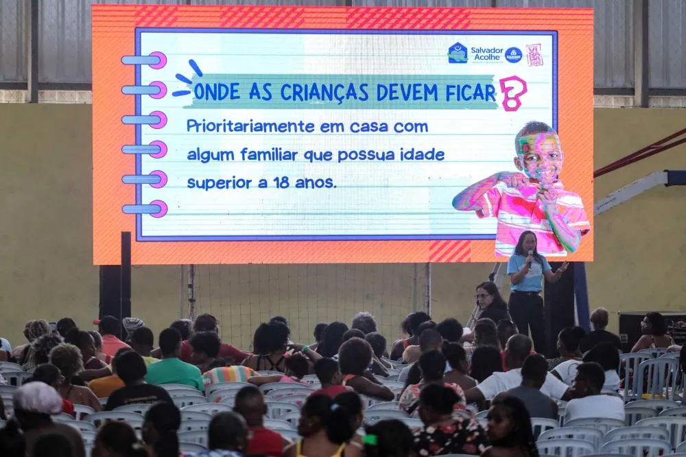 Semop promove capacitação para ambulantes que atuarão na Festa de Iemanjá e no Carnaval
