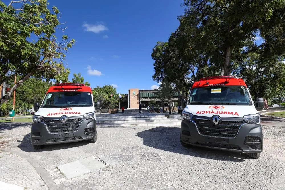 Viaturas do SAMU cedidas pelo Governo Federal. Foto: Patrick Abreu