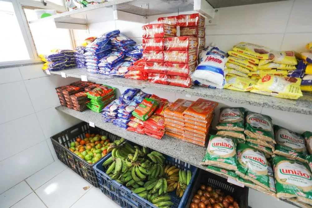 Estoque abastecido da escola municipal. Foto: Patrick Abreu